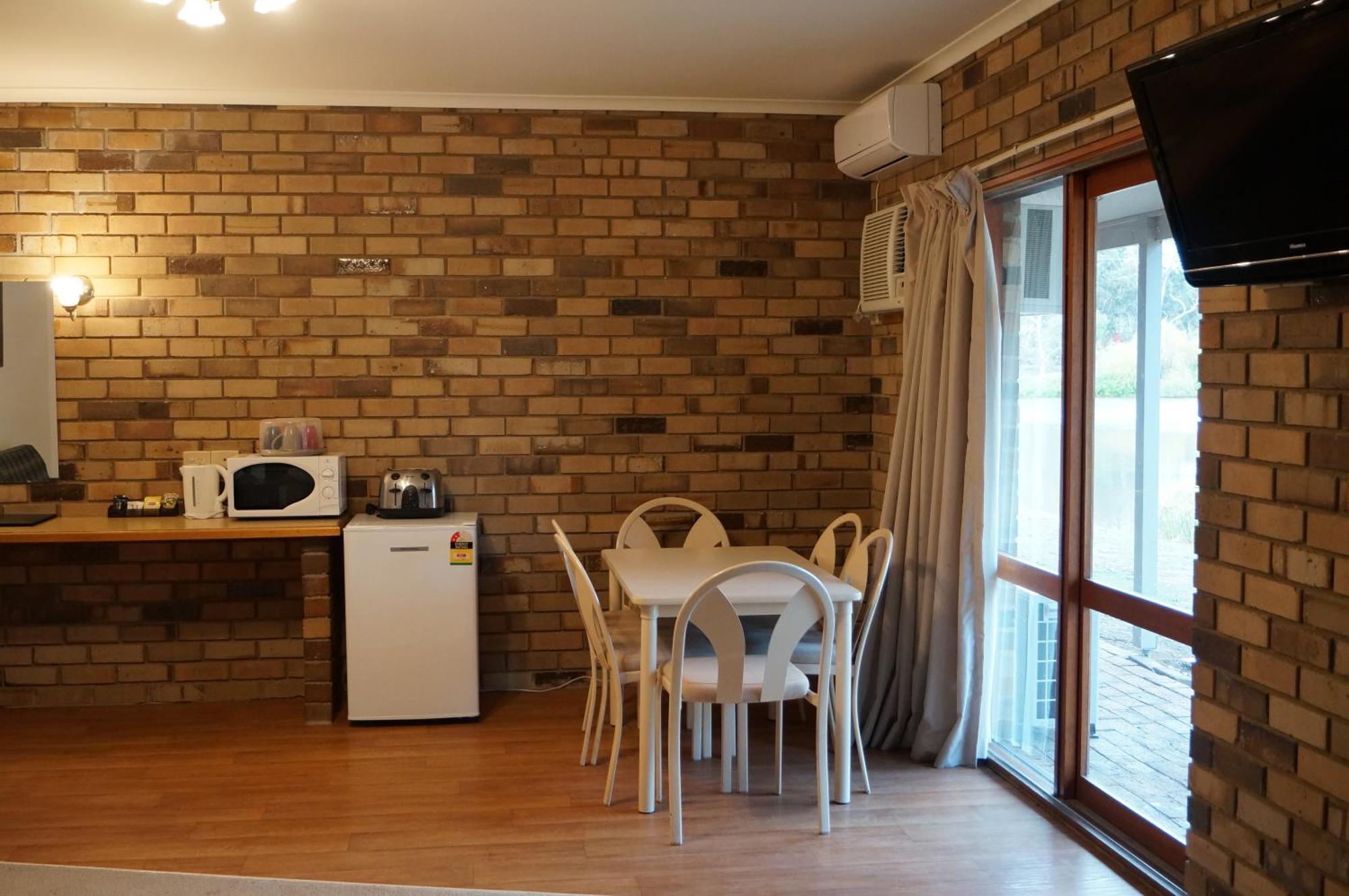 Magdala Motor Lodge & Lakeside Restaurant Stawell Phòng bức ảnh